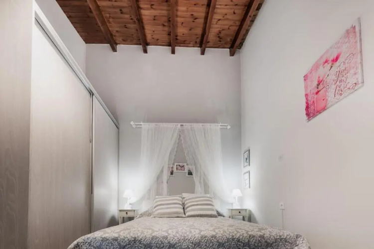 Carlo Vivari House