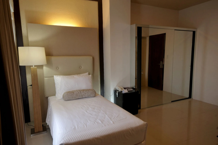 Sierra Hotel