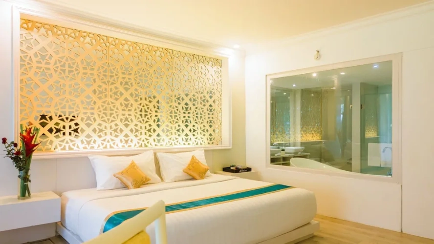 Deluxe Double room with park view