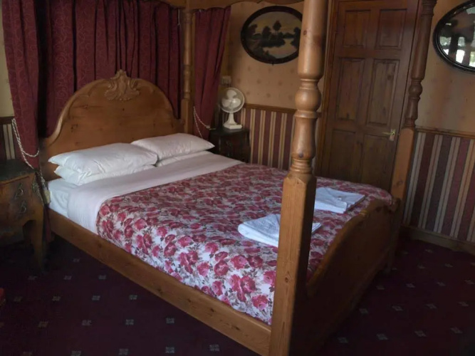Oakley Hotel