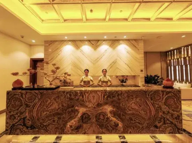 March Flower International Hotel