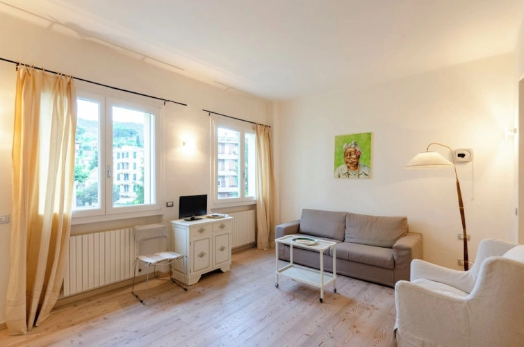 6 Bedrooms Bed in Dorm with balcony and with mountain view