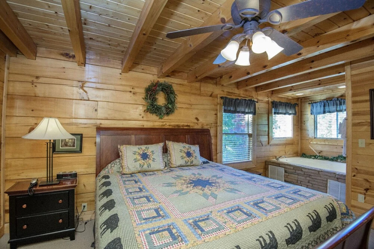 Black Hawk Hideaway by Eagles Ridge Resort