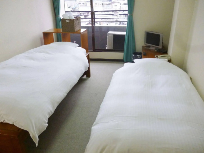 Econo-Inn Kyoto