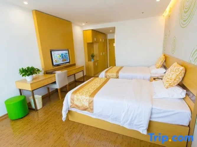 Superior Double room with street view