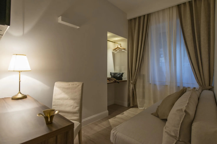 Aruna Suites