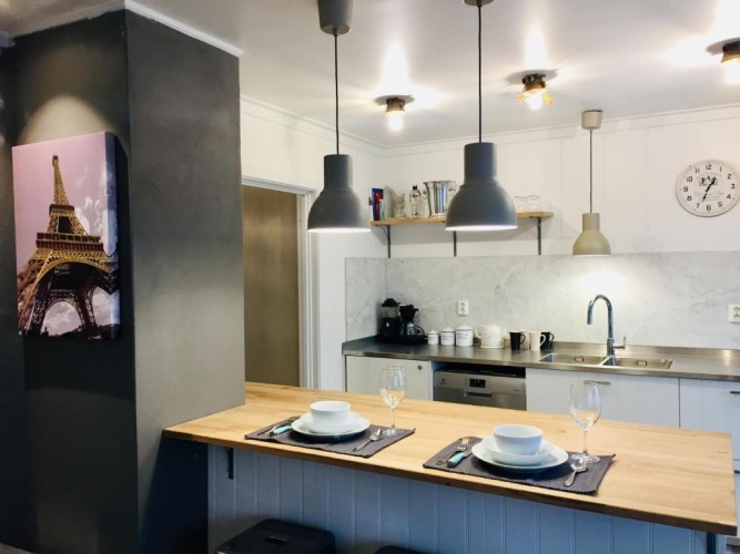 1 Bedroom Apartment