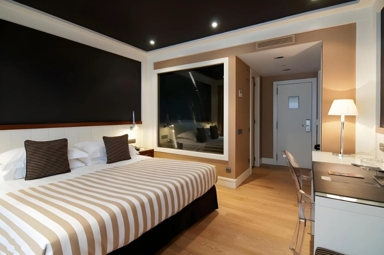 U232 Hotel photo 13