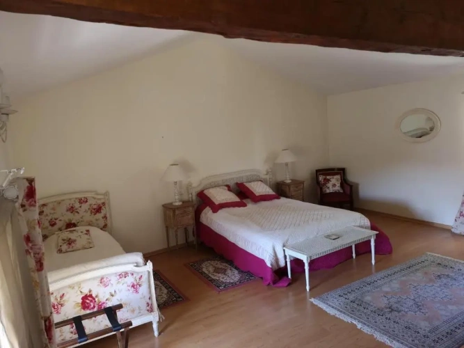 3 Bedrooms Cottage