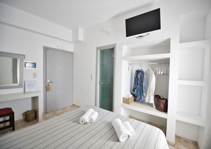 Anessis Apartments