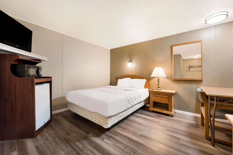 Rodeway Inn La Crosse WI