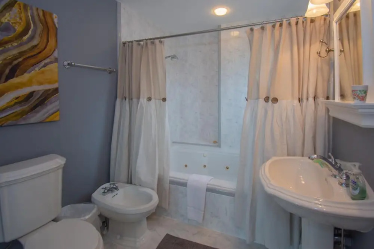 362 Ocean Point