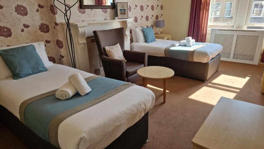 Standard Twin room