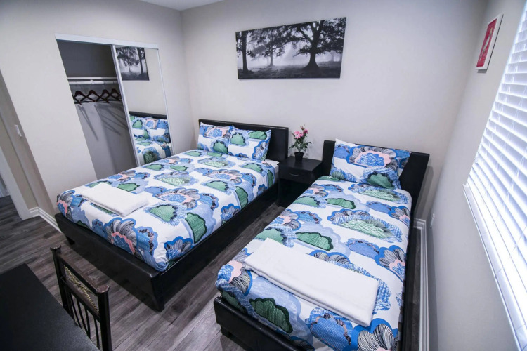 Los Angeles Downtown Apartments - Image 13