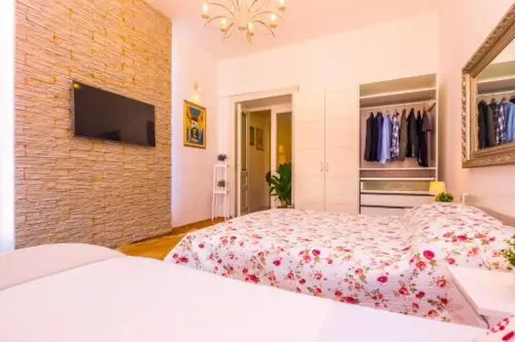 Conty Apartment