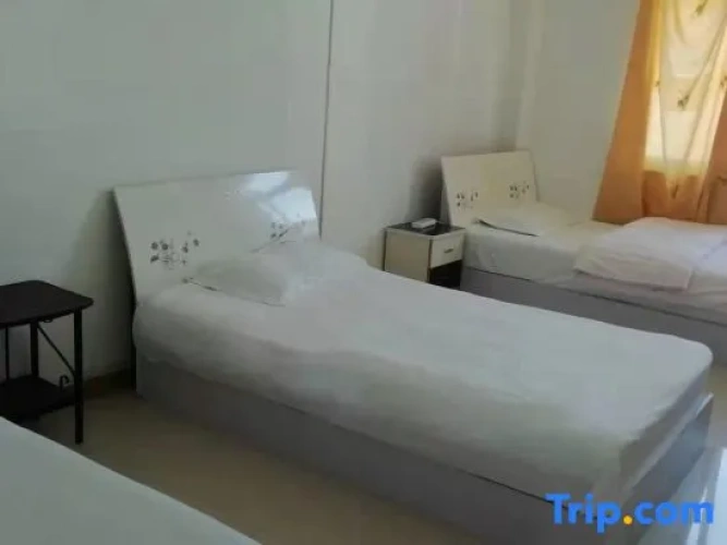 Economy Triple room