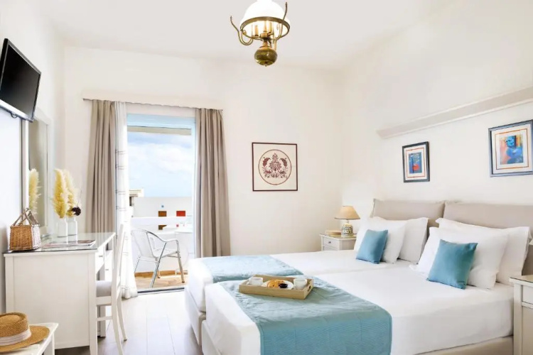 Perigiali Hotel