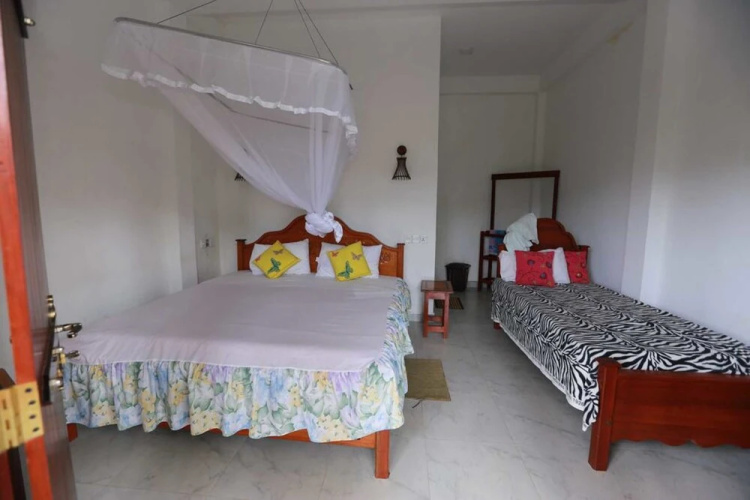 Yoho Cloud Castle Homestay