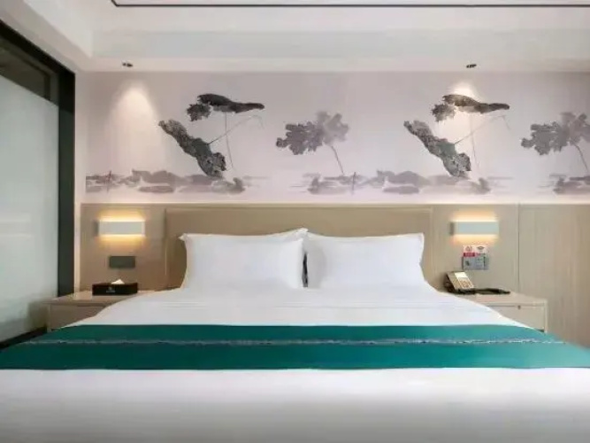 Hotel Pai Hezhou Lingfeng Plaza