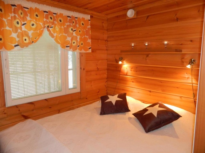 Twin Cottage