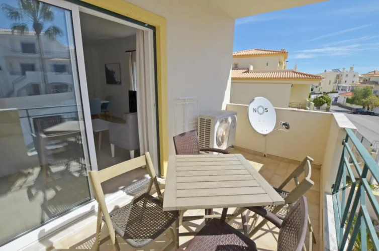 Apartamento Rua do Lago 88