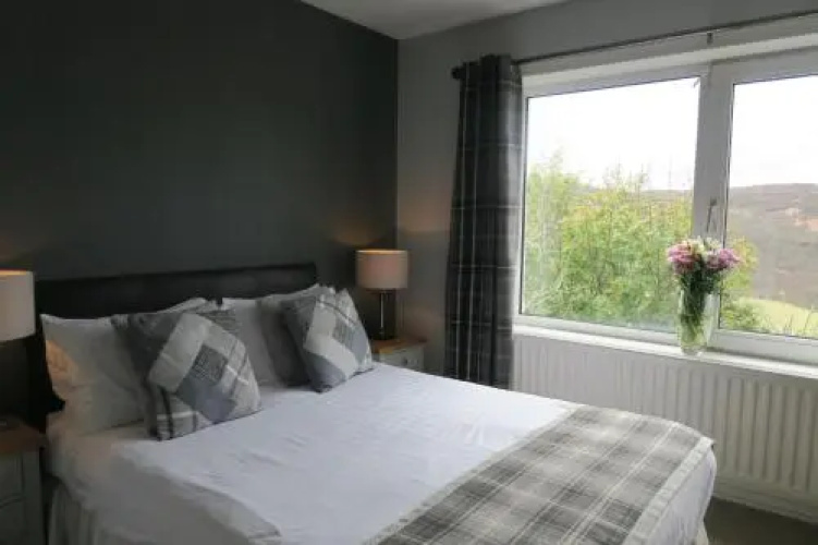 Ben Loyal Hotel