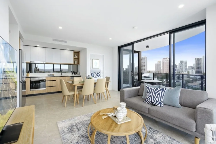 2 Bedrooms Apartment