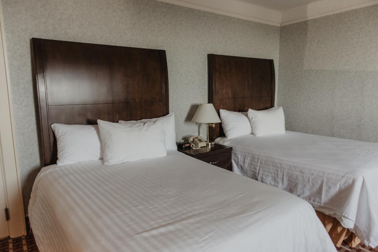Standard room with lake view