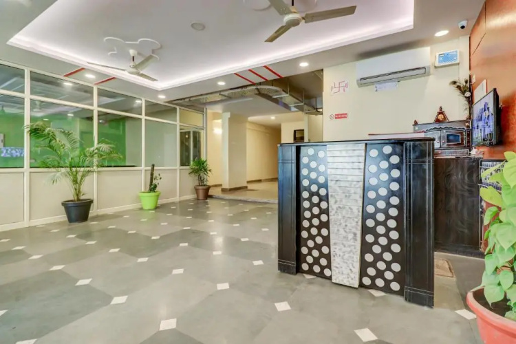 OYO 64980 Hotel Sapphire