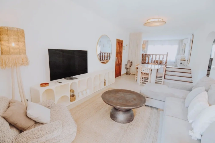 2 Bedrooms Grand Apartment with balcony