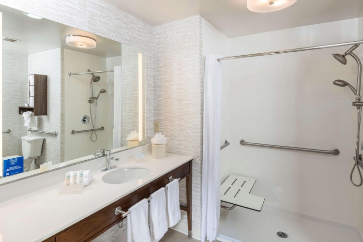 Quadruple Suite