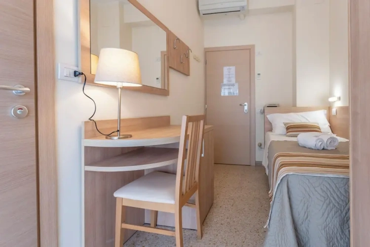 Standard Single room with balcony