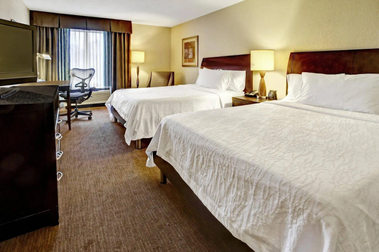 Nash Haus Hotel
