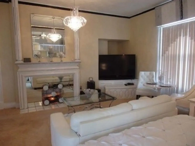 Luxury Suite