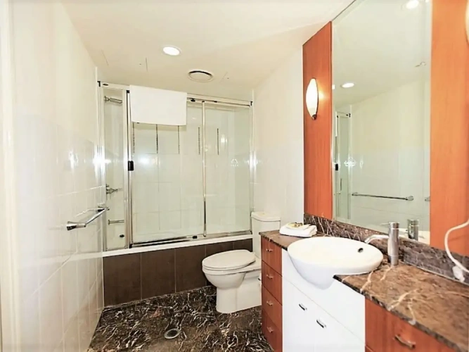 2 Bedrooms Classic Apartment