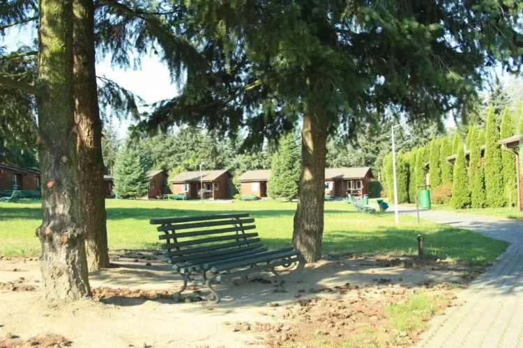 AB Domki nad jeziorem