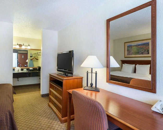 GreenTree Hotel & Extended Stay I-10 FWY Houston, Channelview, Baytown