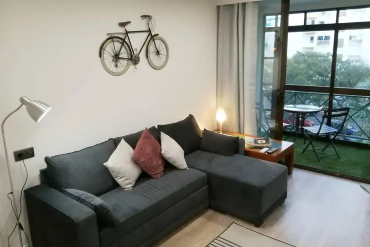 Ria Center Apartment - Right
