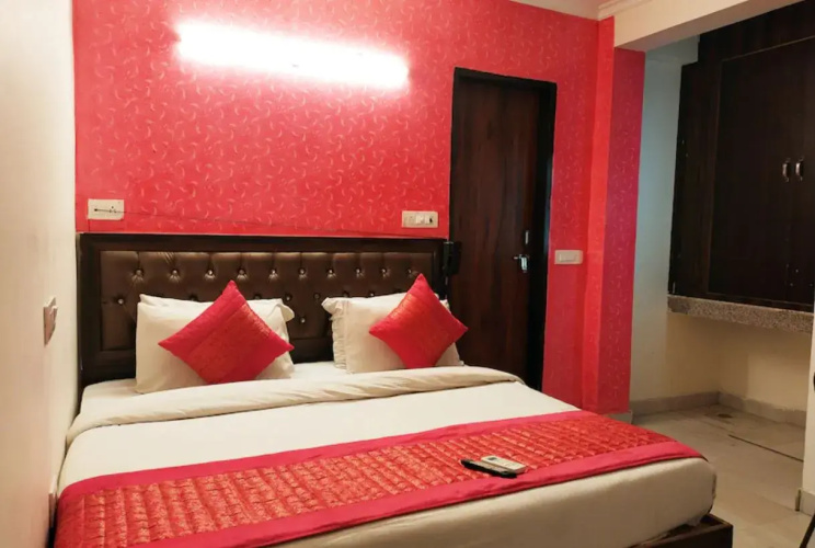 River Front Hotel Delhi