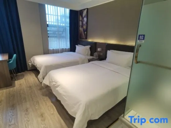 Premium Twin room