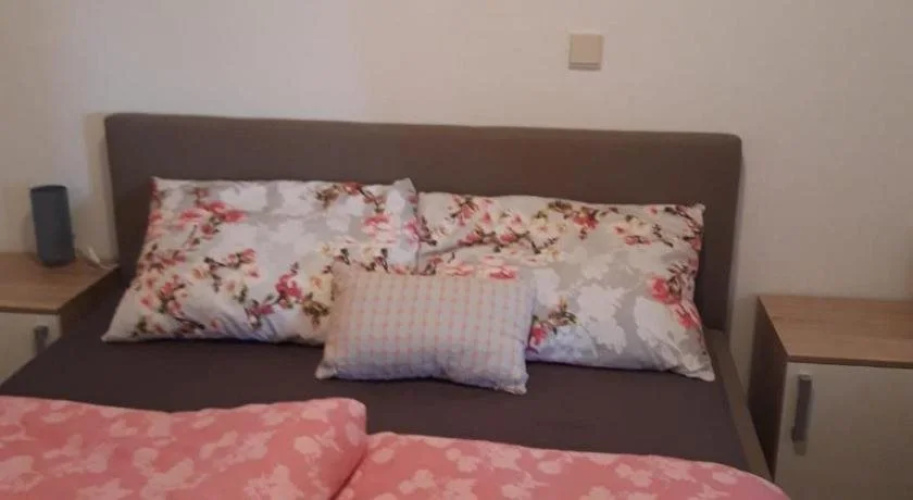 Apartments Petrovic
