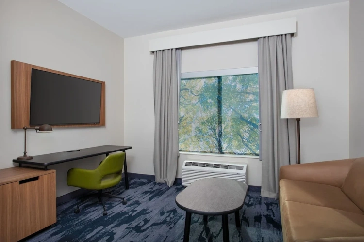 Quadruple Suite