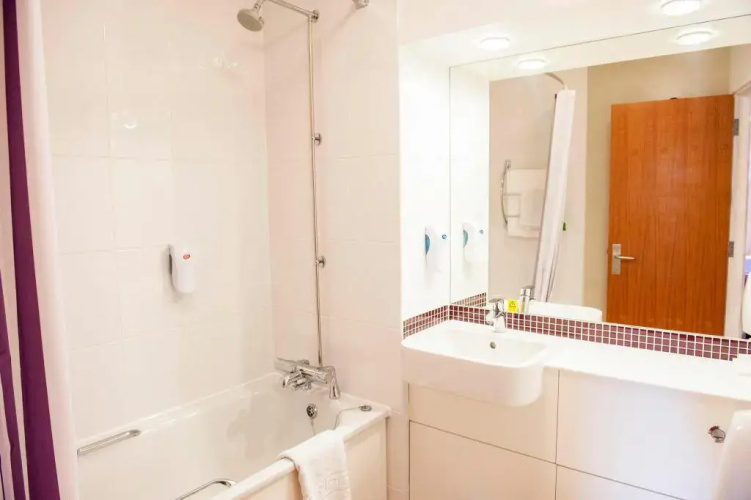 Premier Inn Manchester Altrincham