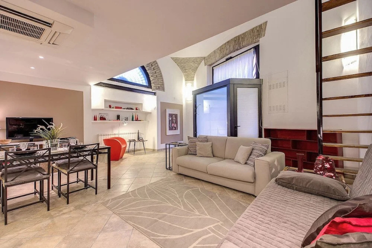 Colosseo White Shadows Loft