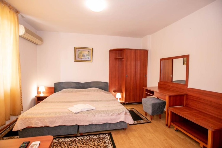 1 Bedroom Suite with balcony