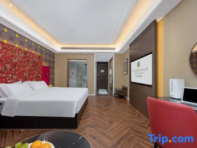 Deluxe Double room with view