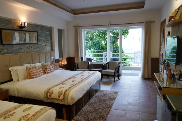 Superior room with mountain view