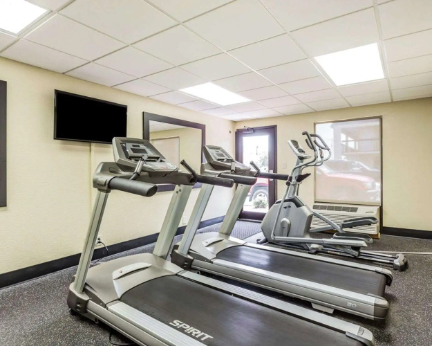 Clarion Inn Mt. Pleasant - Charleston photo 16