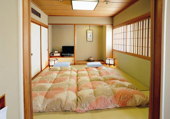 Bandai Silver Hotel