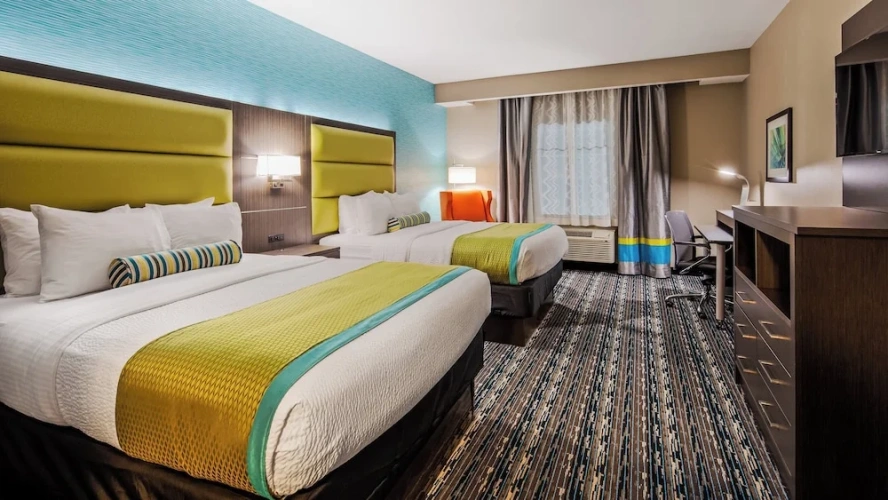 Quadruple Suite